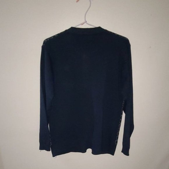 Sweater - Picture 4 of 4